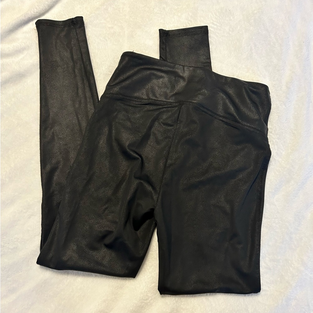 4/$10 Seven7 shimmery leggings - Picture 4 of 6